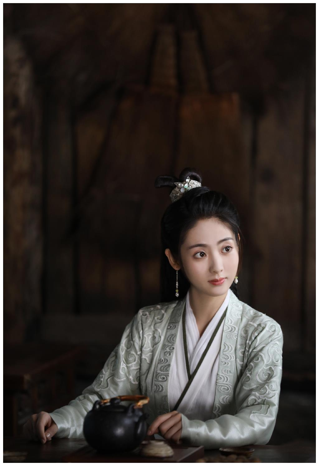 邢菲《明月曾照江东寒》天真浪漫,古灵精怪的美少女