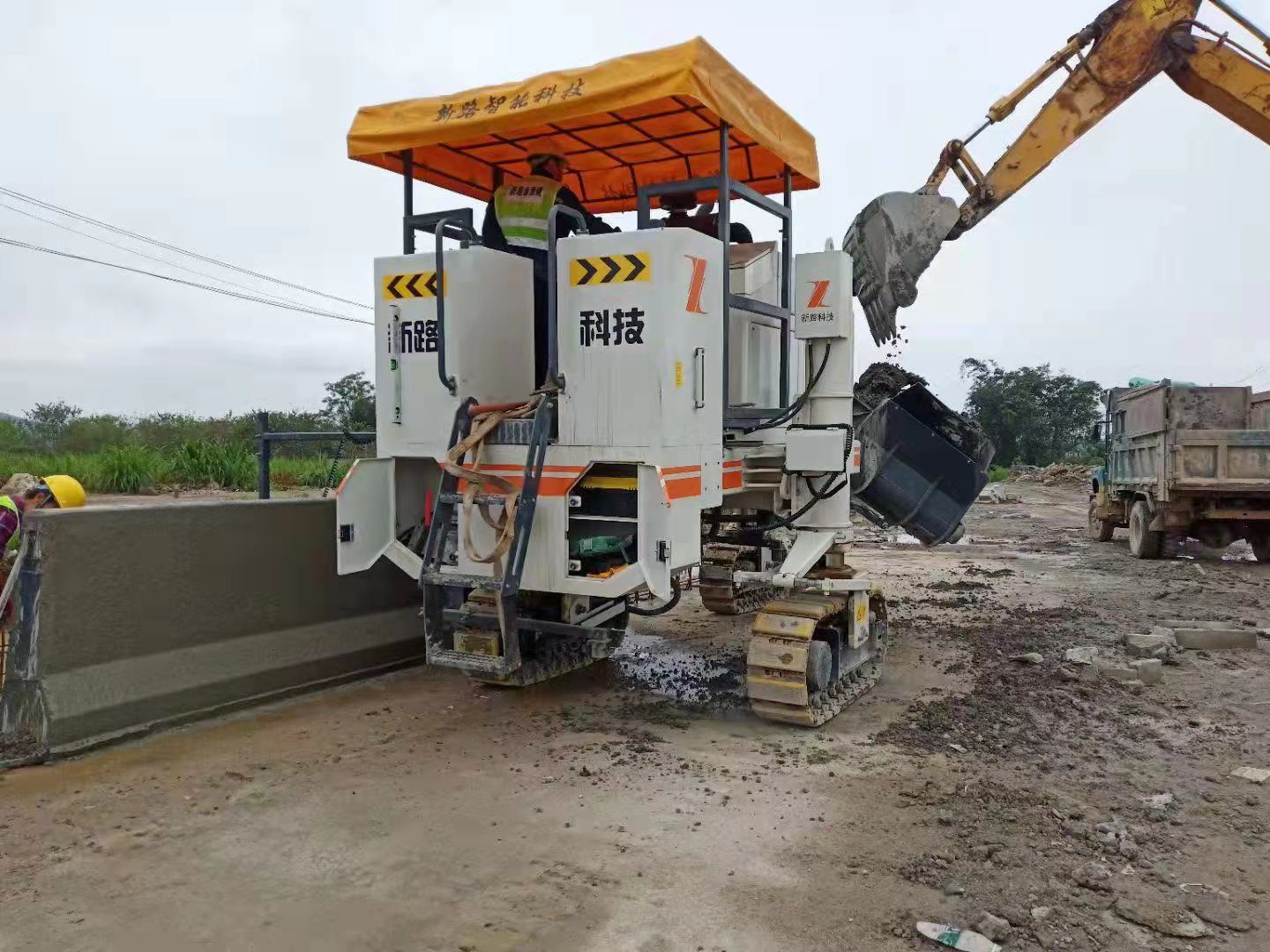 路缘石滑模机a重庆路缘石滑模机|滑模|路缘石|重庆_新浪新闻
