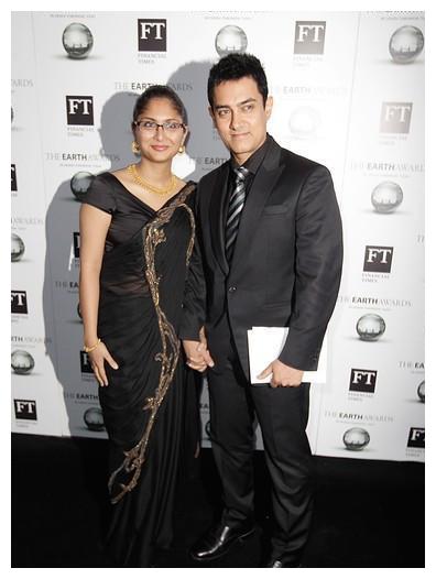 晚宴,在活动现场中,阿米尔·汗和基兰·拉奥与同来的好莱坞明星相比