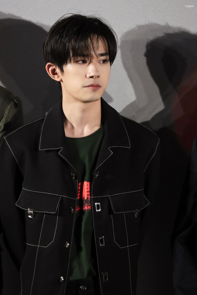 没看《长津湖》的人,没资格评论易烊千玺的演技,太炸裂了休闲区蓝鸢梦想 - Www.slyday.coM 没看《长津湖》的人,没资格评论易烊千玺的演技,太炸裂了休闲区蓝鸢梦想 - Www.slyday.coM