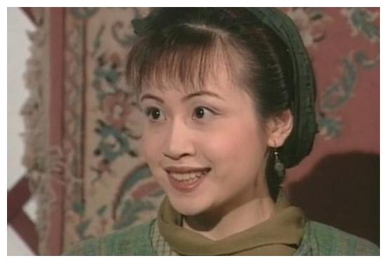 因为太过低调不太引人注意,在98tvb版鹿鼎记里曾柔的扮演者是陈安琪她