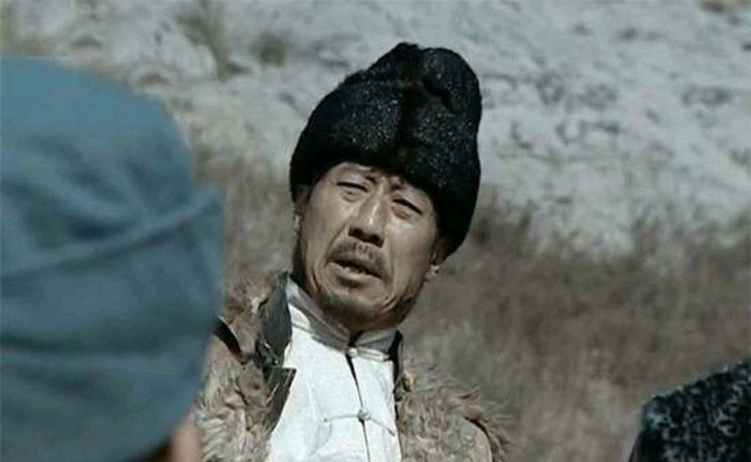 谢宝庆在路上设下陷阱,一看必然有诈,看他在车上装的是什么