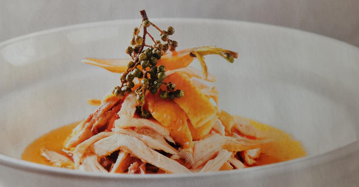 新派椒麻鸡椒麻鲜香鸡肉香味十足