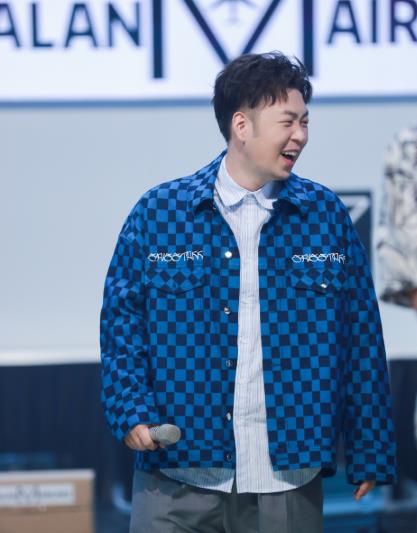 杜海涛为爱减肥成功节目上穿小一码运动裤网友我也想谈恋爱