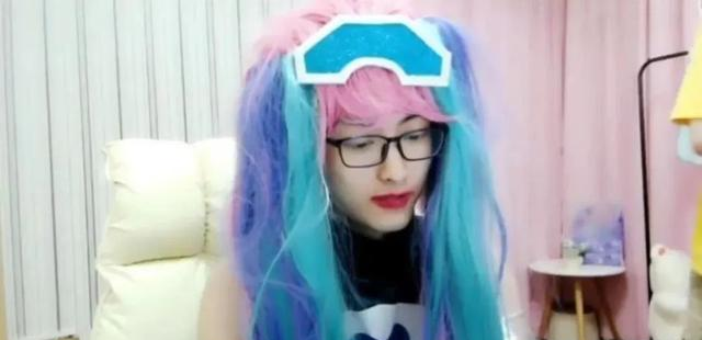 赖神与草莓单挑老夫子竟疯狂虐泉单杀观众齐刷活该单身