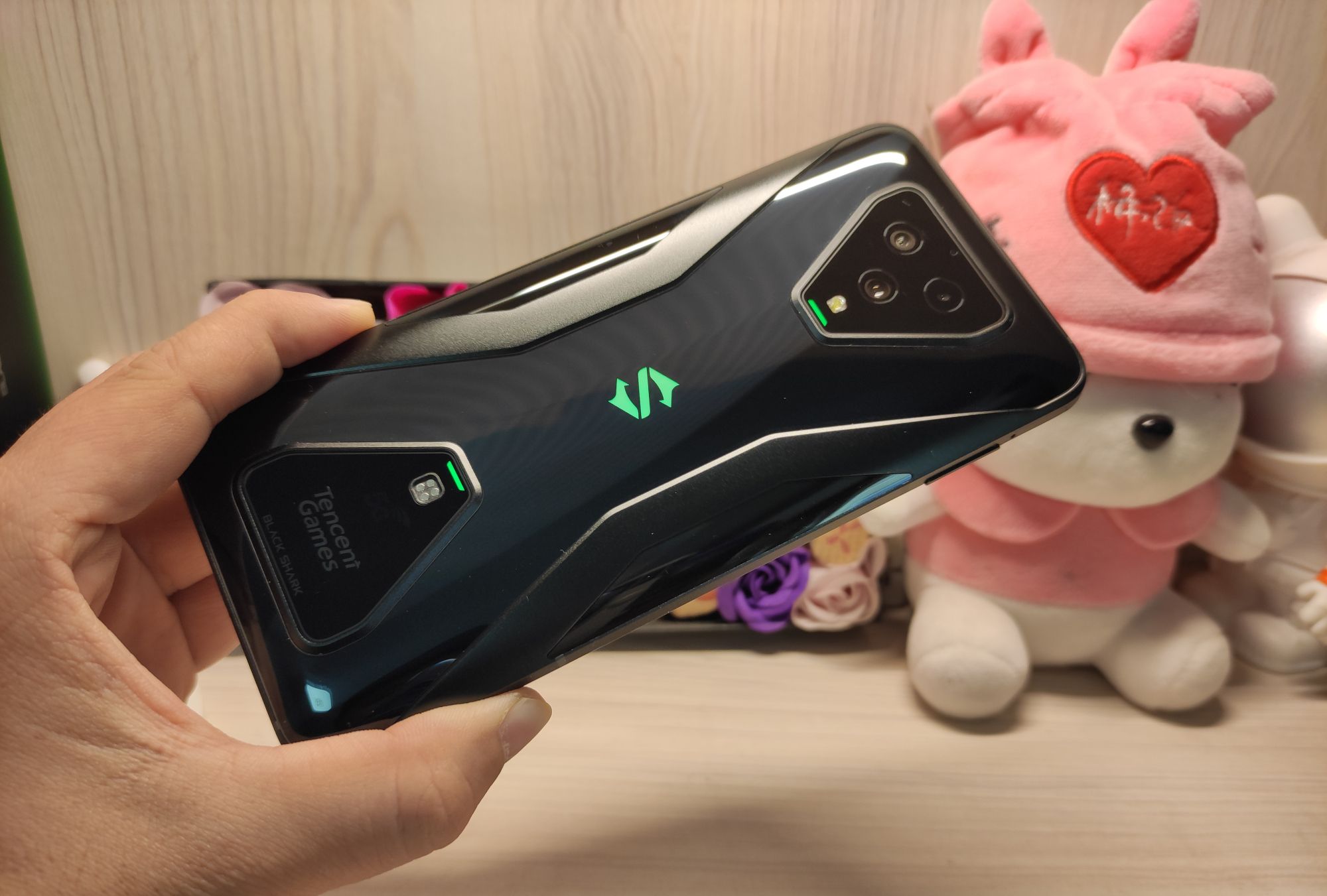 腾讯黑鲨游戏手机3,真机实拍美图,酷炫!