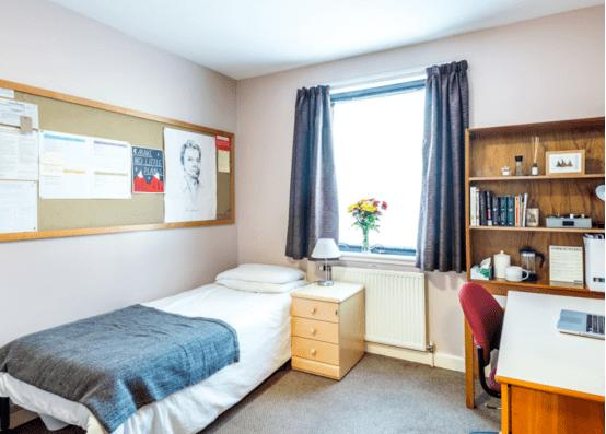 去掉滤镜后英国大学宿舍的真实颜值竟然是这样