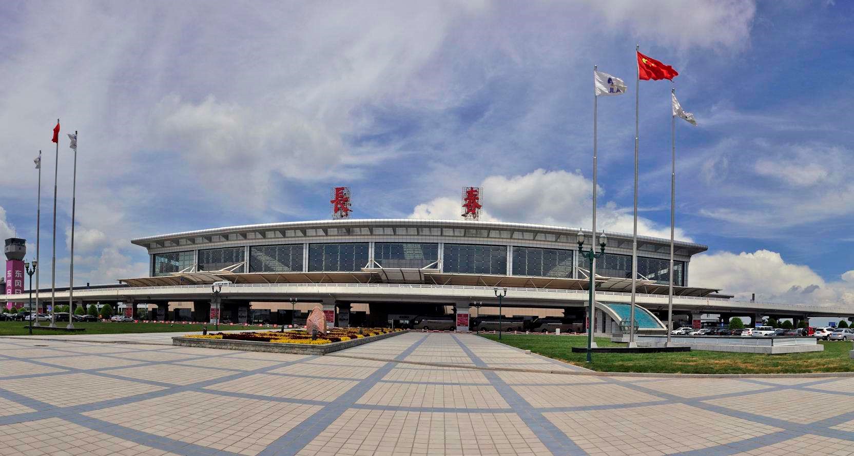 龙嘉机场停车场收费多少钱一天长春机场停车场怎么收费