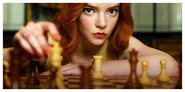 行尸走肉第四章怎么进入核战防护所，只有一个眼睛的图标