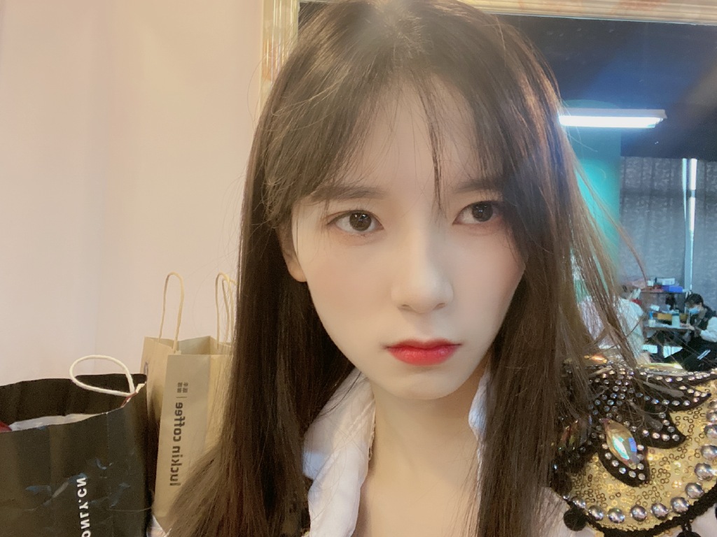 4/ 10美少女gnz48-石竹君迷人可爱美照欣赏3/ 10