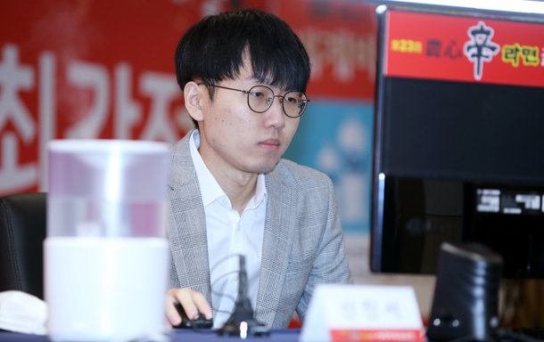 农心杯申真谞胜一力辽 四连胜终结擂台助<a href=