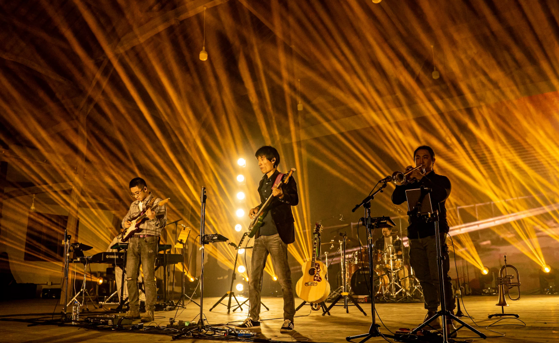 怎样做音乐才是“音乐艺术家”?看这个来自深圳的夫妻组合怎么做休闲区蓝鸢梦想 - Www.slyday.coM 怎样做音乐才是“音乐艺术家”?看这个来自深圳的夫妻组合怎么做休闲区蓝鸢梦想 - Www.slyday.coM