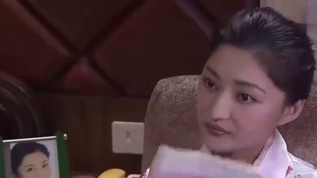 青春不言败:阿媚去找吴琳对质,扇一巴掌踹一脚,看你还要脸不