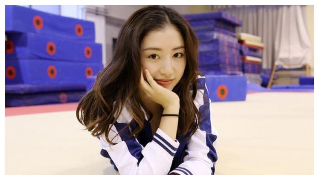 体操女神周捷,貌美如花,老公是世界冠军邹凯