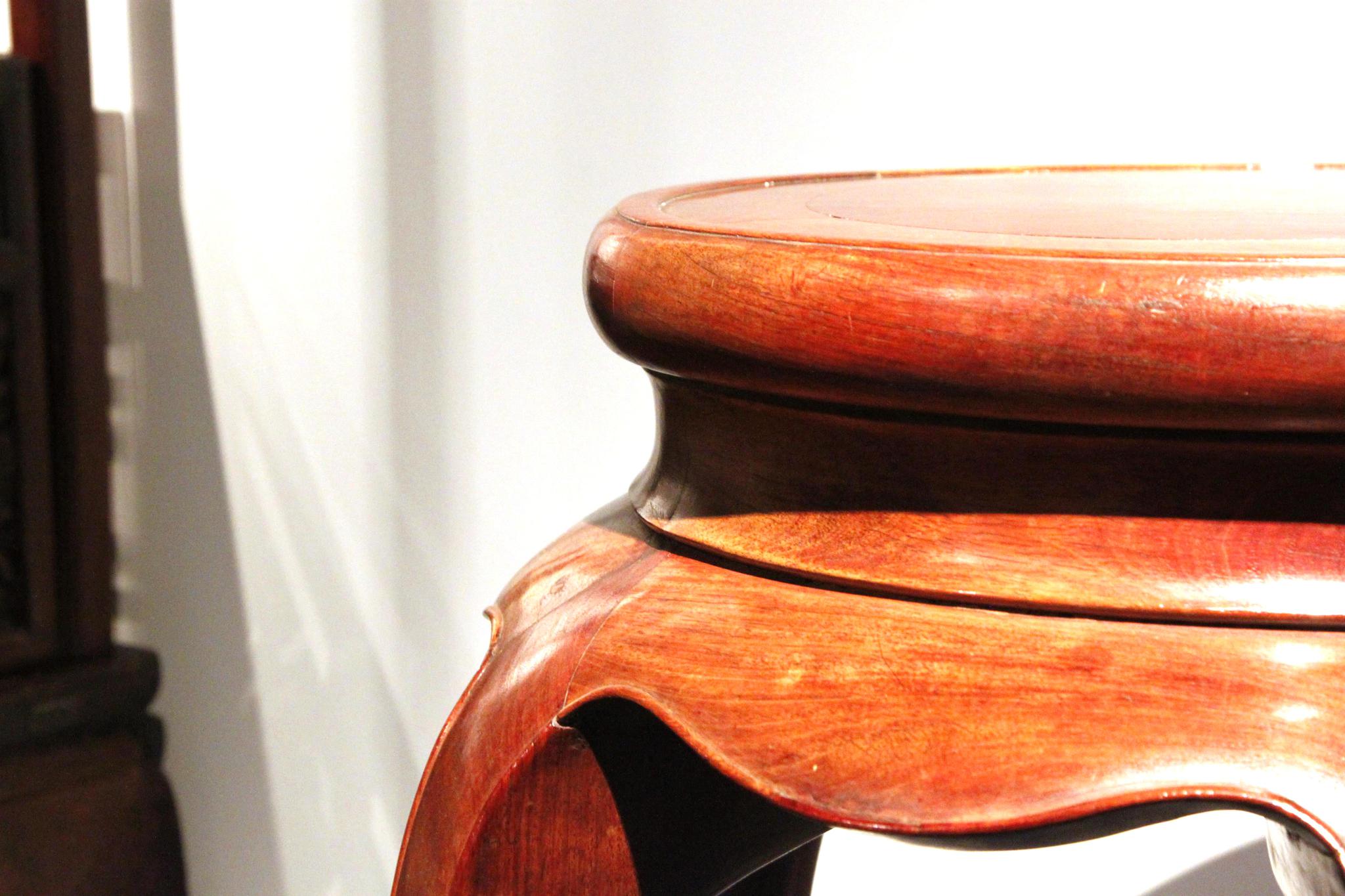 品上海博物馆藏的黄花梨五足圆香几