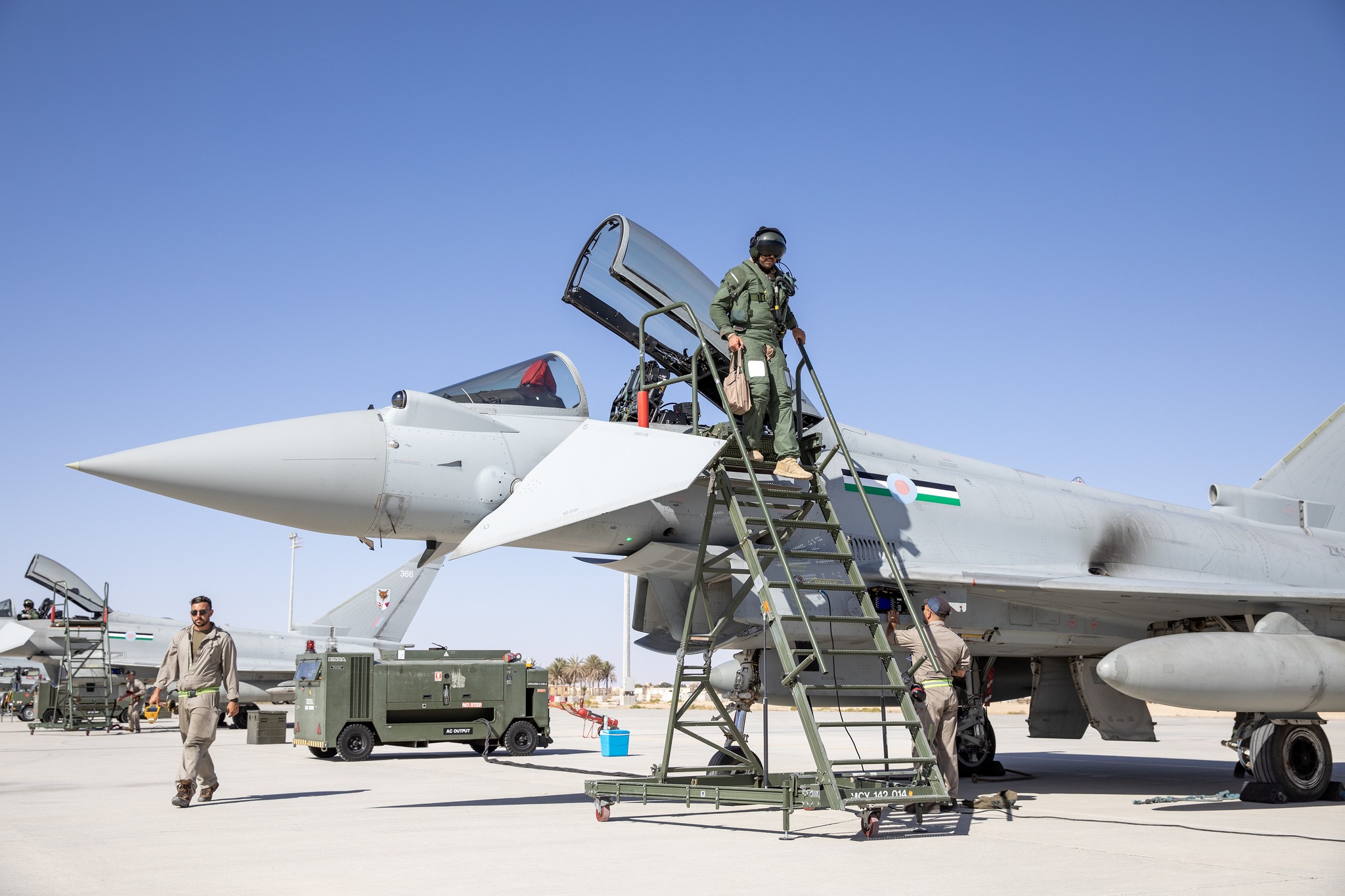 组图:英国皇家空军与阿曼,美国空军进行"魔毯"演习|魔毯|阿曼|美国