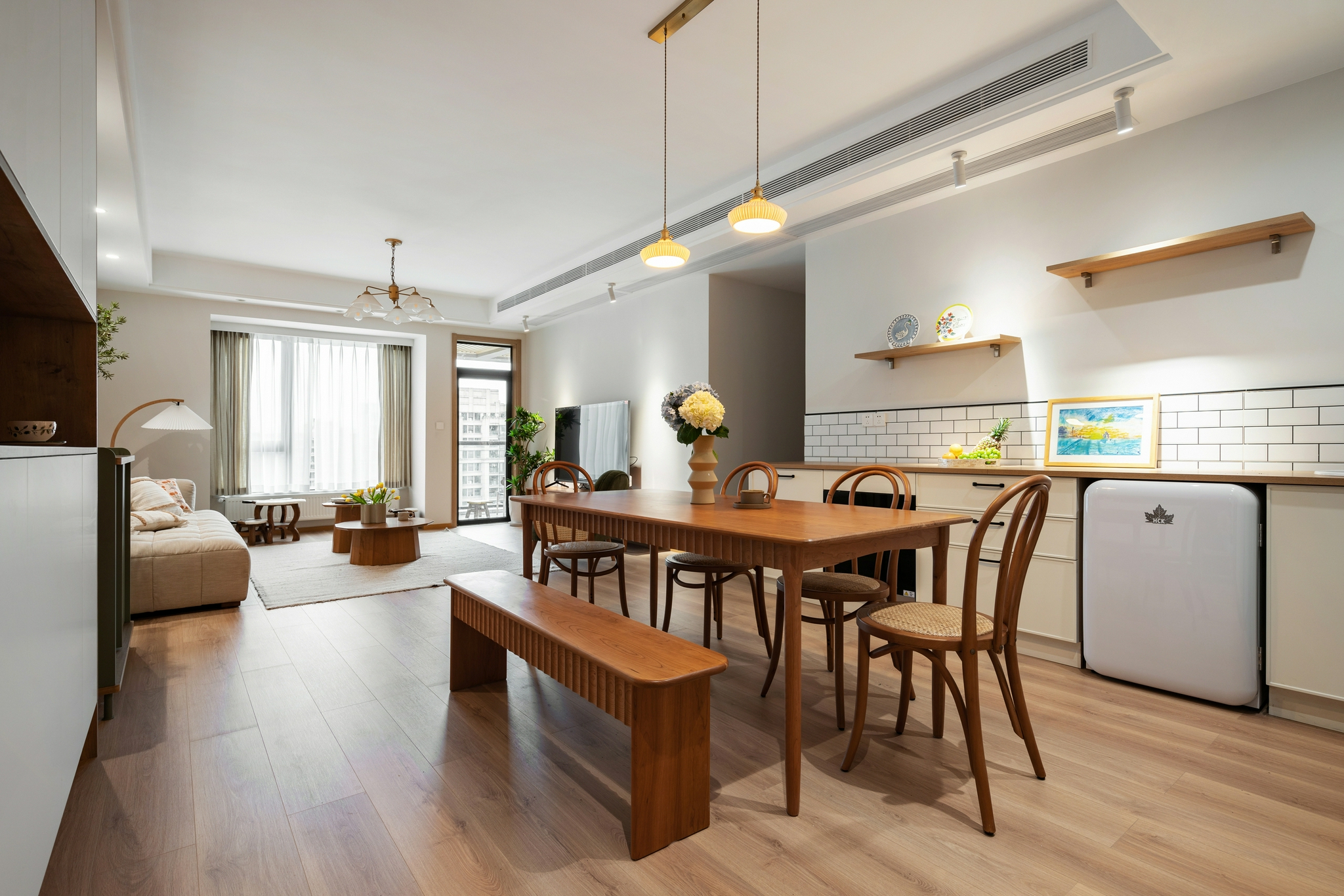 包岱妮作品:124㎡北欧自然风,原木定义的美学,清爽耐看!