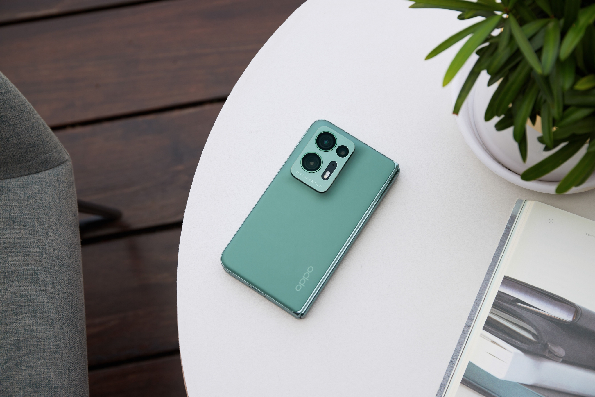 折叠屏减重成趋势oppofindn2重量可媲美直板机