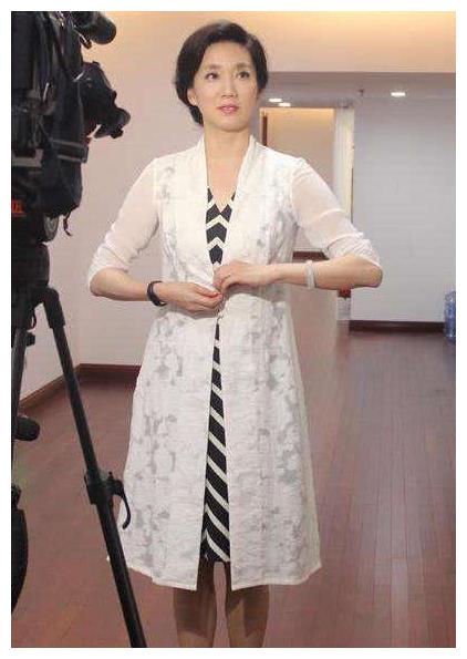 央视第一美人李修平经历2段婚姻无子女退休后现状如何