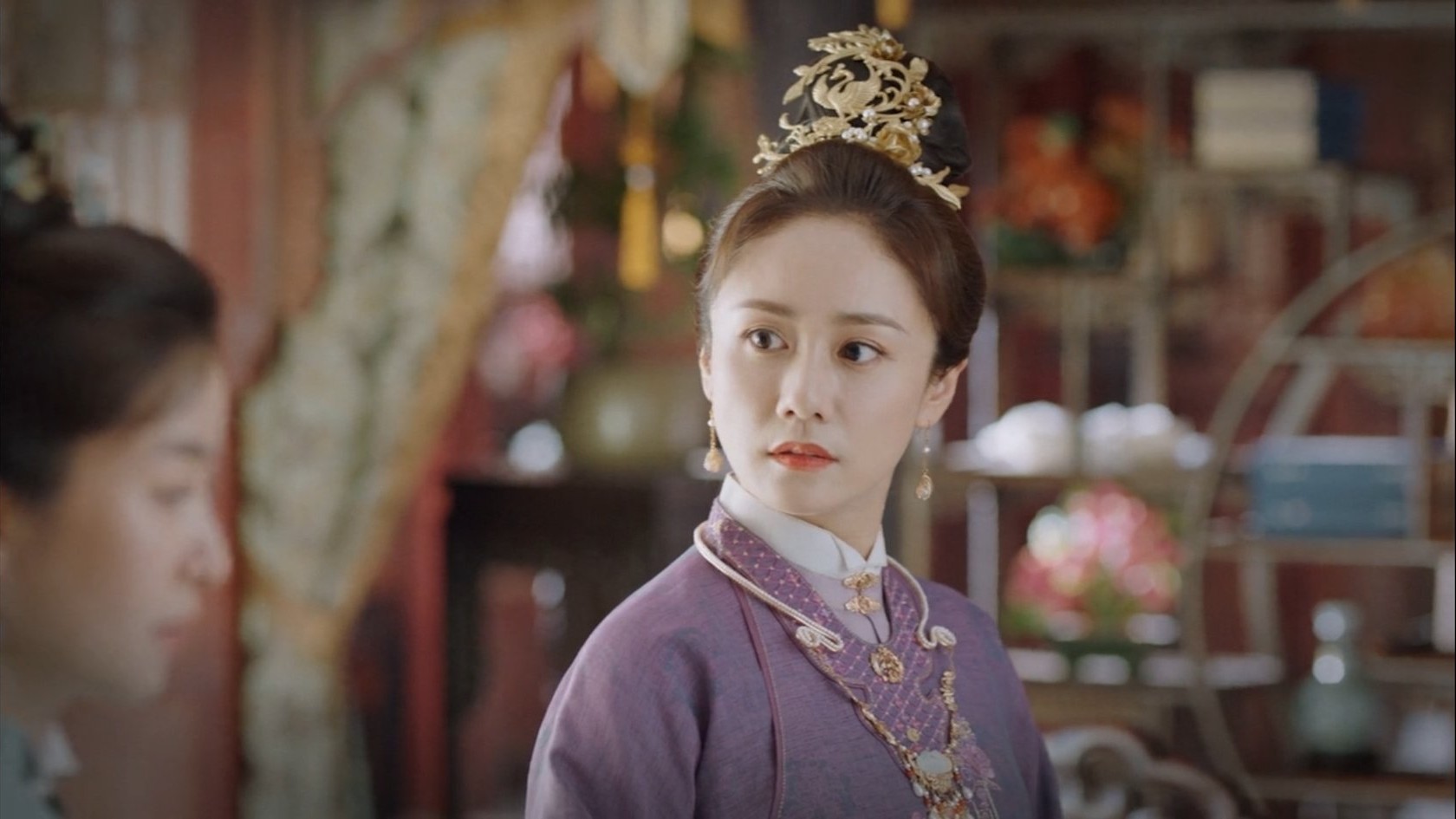 1 / 8 《锦心似玉》中,李晟饰演秦姨娘,她是永平侯徐令宜的妾室,存在