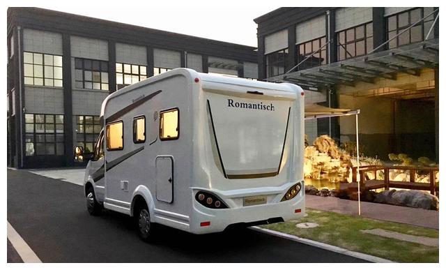 43.8万元起 卫航罗曼特斯依维柯t型房车正式发布