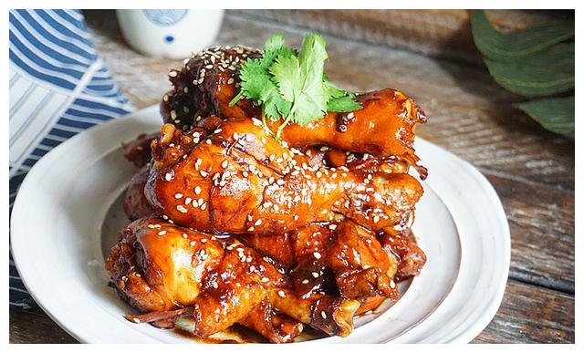私家秘制酱烧鸡腿,健康不用1滴油,教你一招,色泽诱人喷香入味