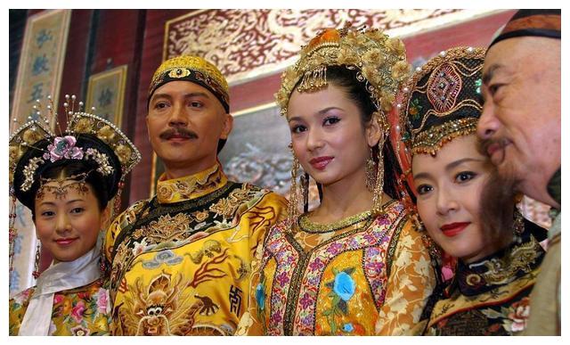 清朝历史上真有香妃吗还是另有其人乾隆皇帝为何如此宠她