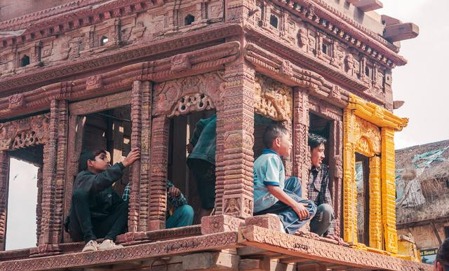 被誉为尼泊尔的文化之都,曾经拥有众多遗迹,却在地震中渐渐消失休闲区蓝鸢梦想 - Www.slyday.coM 被誉为尼泊尔的文化之都,曾经拥有众多遗迹,却在地震中渐渐消失休闲区蓝鸢梦想 - Www.slyday.coM