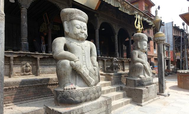 被誉为尼泊尔的文化之都,曾经拥有众多遗迹,却在地震中渐渐消失休闲区蓝鸢梦想 - Www.slyday.coM 被誉为尼泊尔的文化之都,曾经拥有众多遗迹,却在地震中渐渐消失休闲区蓝鸢梦想 - Www.slyday.coM