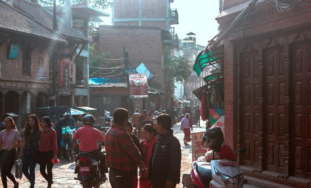 被誉为尼泊尔的文化之都,曾经拥有众多遗迹,却在地震中渐渐消失休闲区蓝鸢梦想 - Www.slyday.coM 被誉为尼泊尔的文化之都,曾经拥有众多遗迹,却在地震中渐渐消失休闲区蓝鸢梦想 - Www.slyday.coM