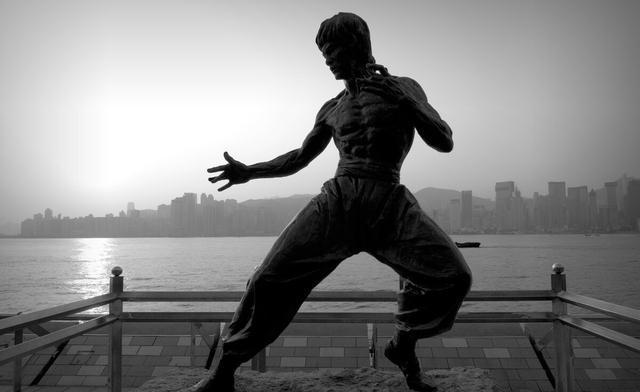 泰森回应打不过李小龙不是我不尊重他街斗我能把他打死