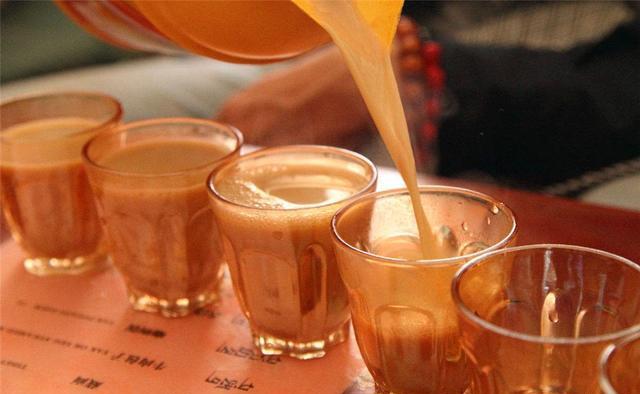 拉萨人的血液里,一半是酥油茶,另一半是甜茶!__财经头条