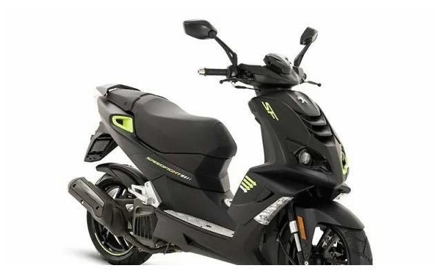 源自赛道个性十足的小狮子标致sf4水冷150cc运动踏板来袭