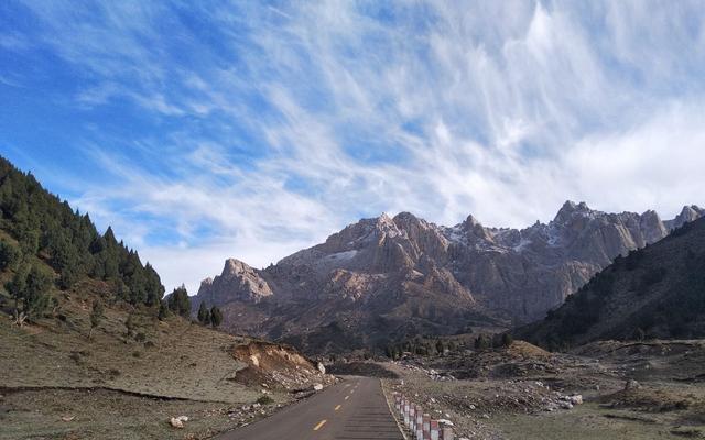 甘肃省武威市天祝藏族自治县马牙雪山