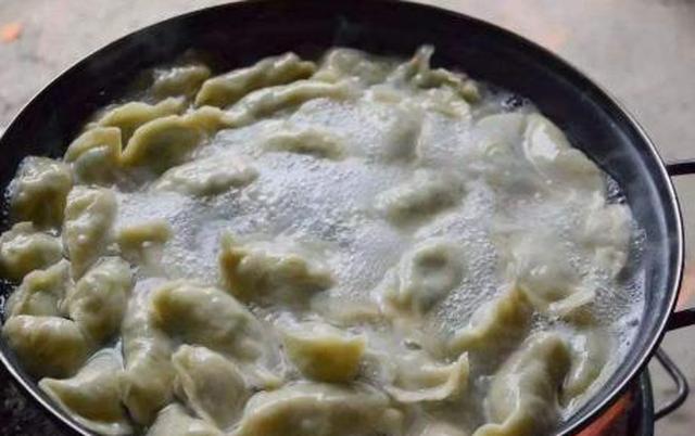 我家包饺子这3味料必放一样不能少每次做一大锅次次吃光