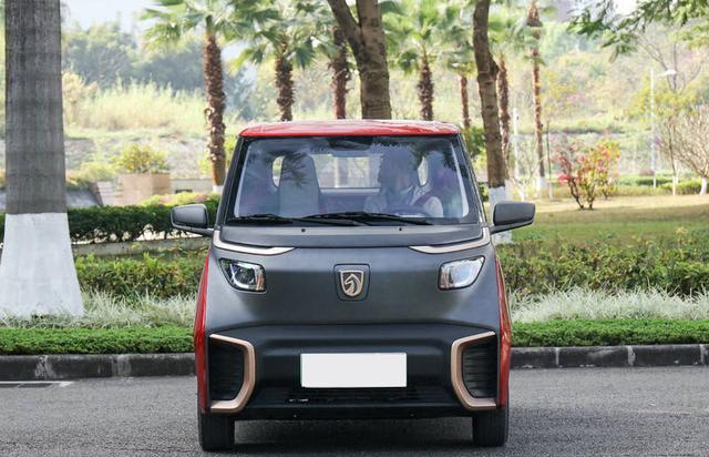 顶配5万左右,车身小巧,这台两门电动车是怎么挤进物流圈的?