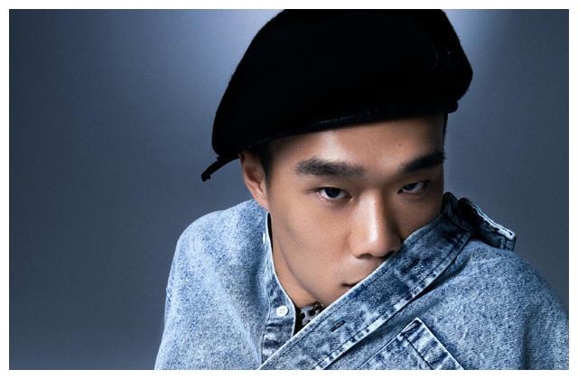 金莎发文"看破不说破"给女生们上了一课:不自欺欺人便不会被骗