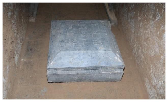 女宰相,生前遭酷刑,死后连棺木都没有|上官婉儿|宰相|武则天_新浪新闻