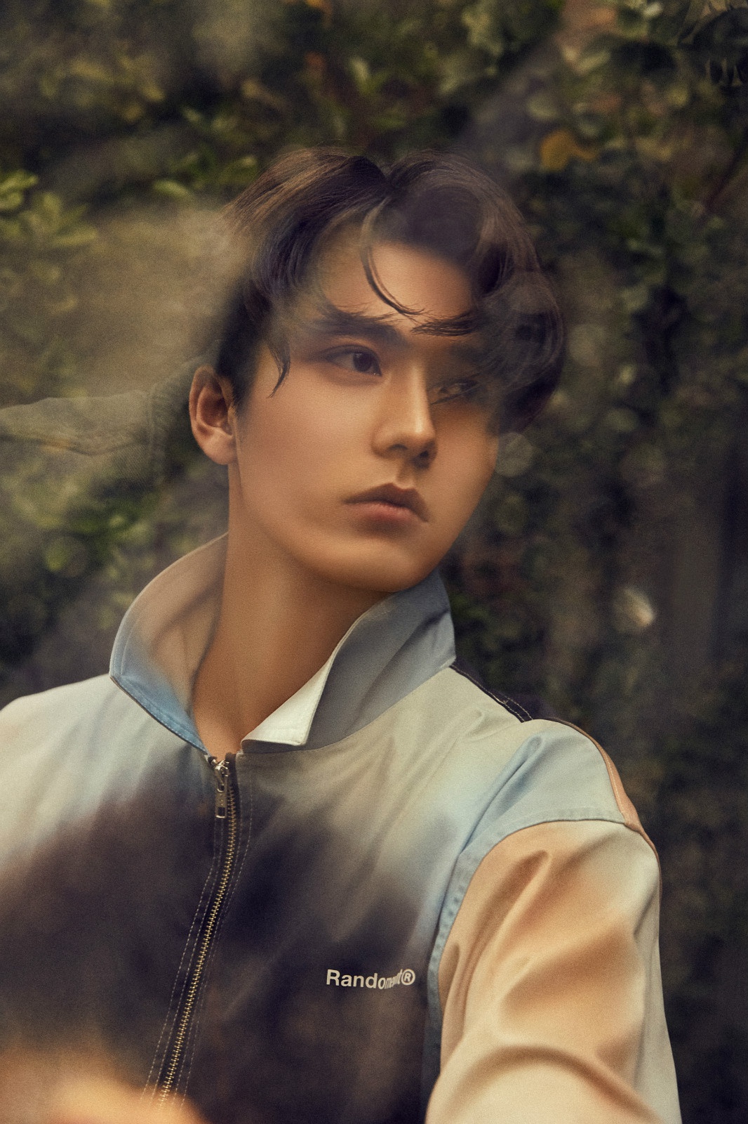 如意芳霏发布剧照刘奕畅饰演徐平上演温柔眼神杀