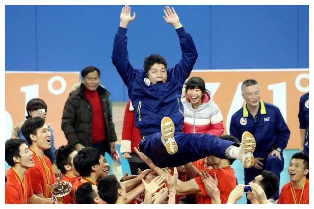 郎平卸任后，中国女排主教练人选浮出水面，不是安家杰休闲区蓝鸢梦想 - Www.slyday.coM