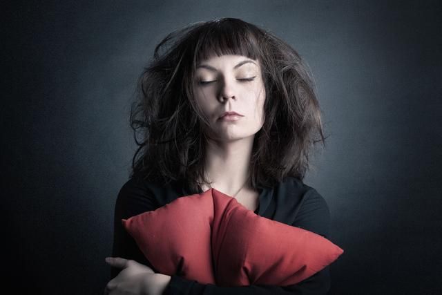 男子酒后错进房门，与女主人发生性关系：是民事侵权？强奸犯罪？休闲区蓝鸢梦想 - Www.slyday.coM