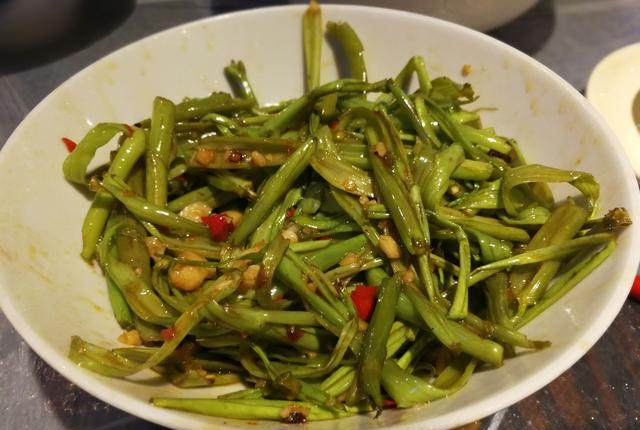 湘菜给我印象就是辣,不过非常的下饭,您吃过湘菜吗?休闲区蓝鸢梦想 - Www.slyday.coM 湘菜给我印象就是辣,不过非常的下饭,您吃过湘菜吗?休闲区蓝鸢梦想 - Www.slyday.coM