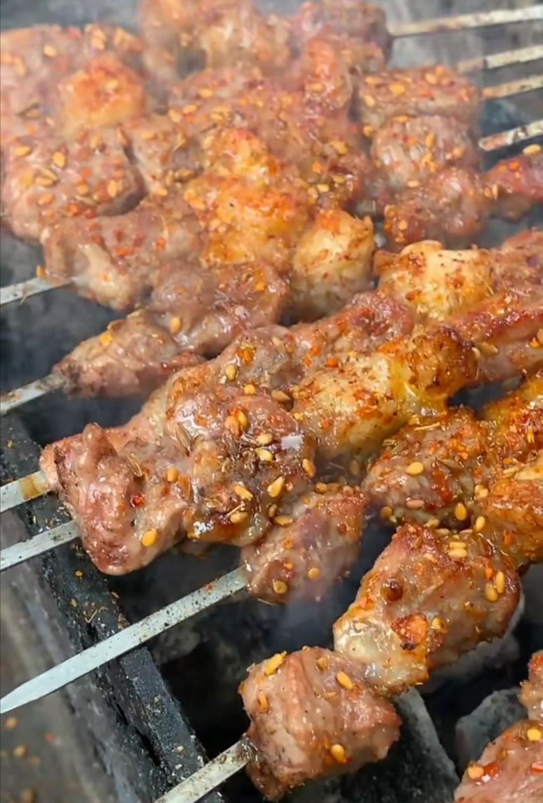 美食界当属烧烤为上品,同意的请点赞