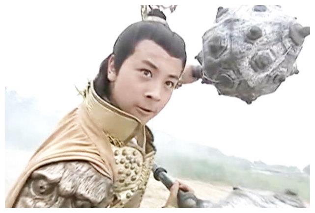 4版"裴元庆",叶祖新最萌,吴京最帅,但他才是最经典的!