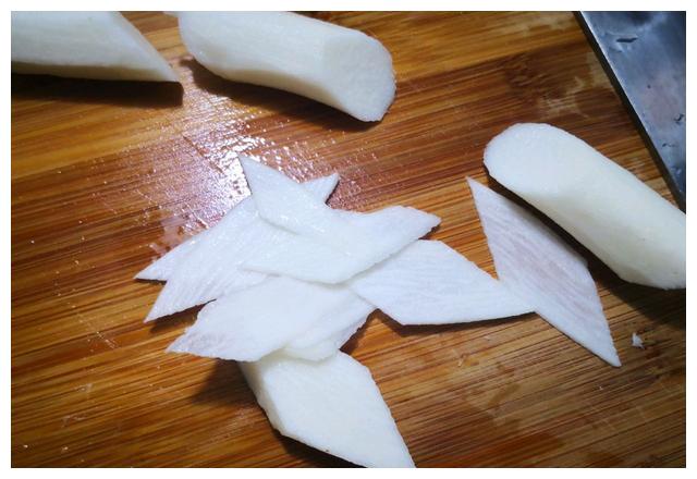 夏季多吃此菜,排毒清肠,健脾养胃,比大鱼大肉好多了|木耳|山药|大鱼大