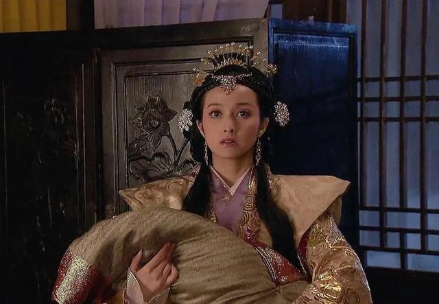 大明嫔妃朱一龙不爱王位痴情姚芊芊相爱而不能在一起