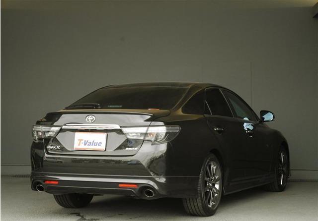 丰田新款锐志,操控好,搭载v6发动机,皮实耐用