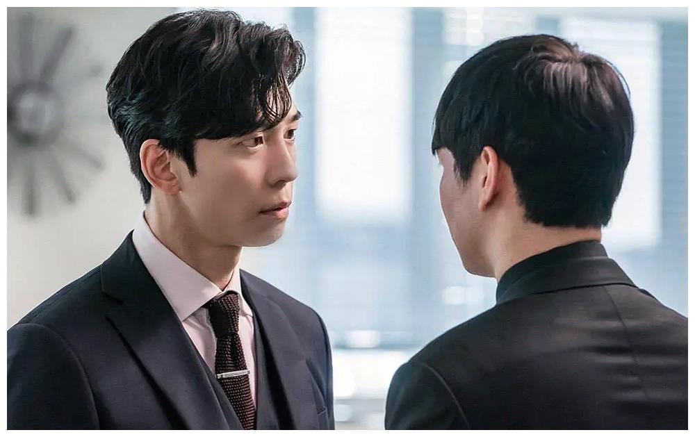 韩剧kairos精彩男主被插刀戴绿帽女主上演忌日快乐