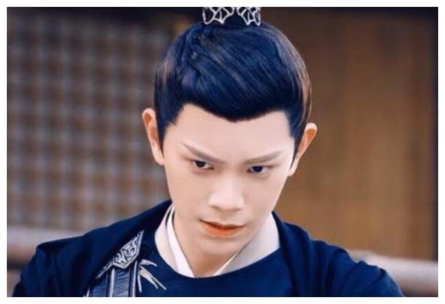 在传闻中的陈芊芊丁禹兮扮演韩烁的角色.