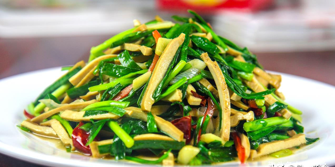 传统农家菜,韭菜炒香干,香气浓郁3分钟上桌的快菜|香干|韭菜|农家菜